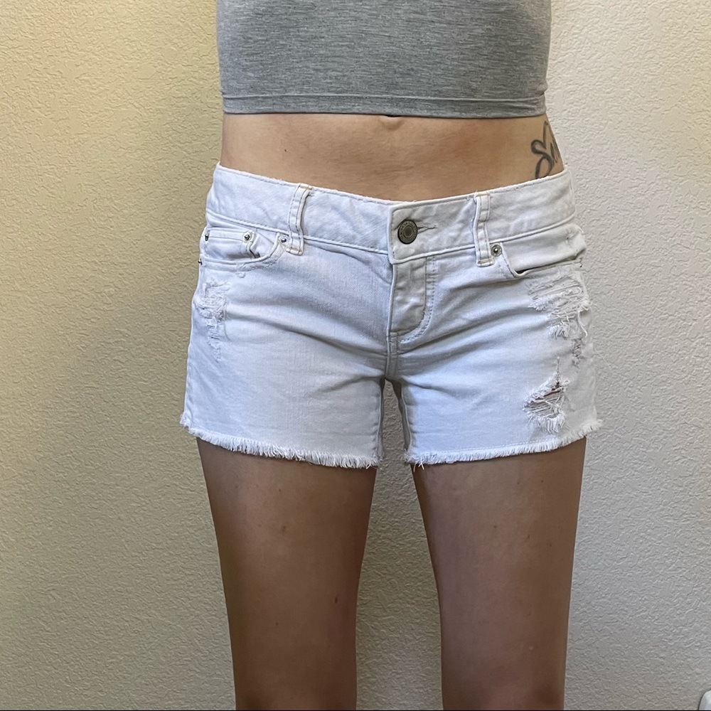 American Eagle Stretch Shorts Size 4